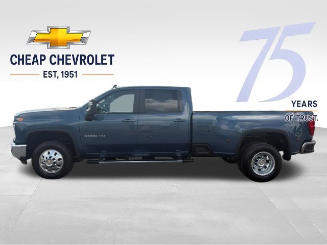 New 2026 Chevrolet Silverado 3500 LT w/ All Star Edition AWD/4WD image 2