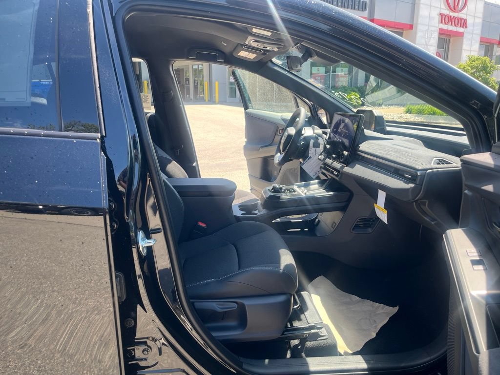 New 2026 Toyota C-HR AWD/4WD image 13