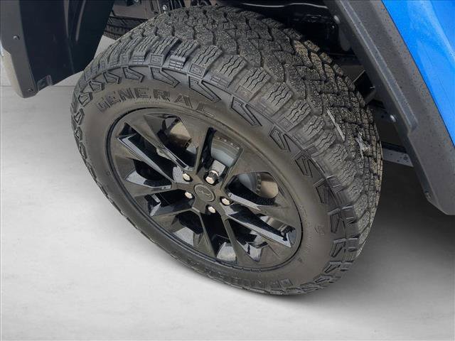Certified 2025 Jeep Gladiator Sport image 24