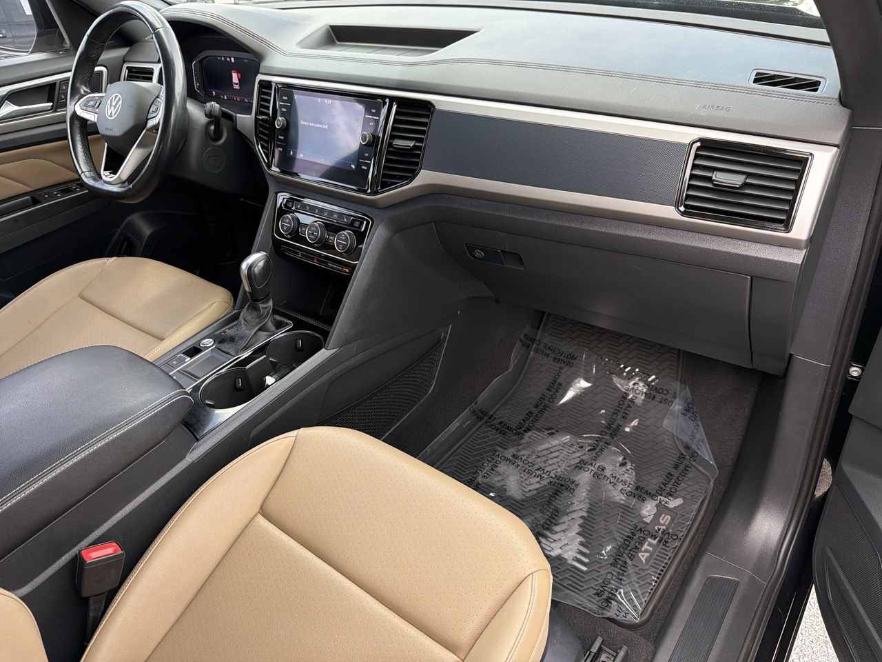 Used 2020 Volkswagen Atlas Cross Sport SEL FWD image 12