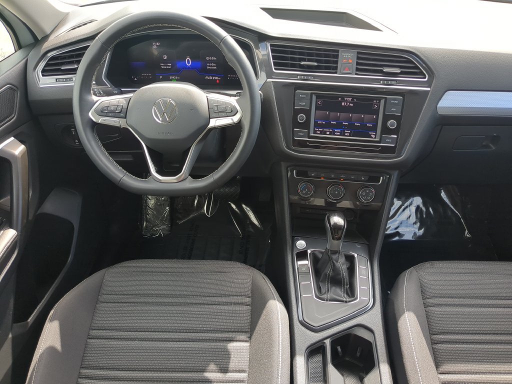 Certified 2024 Volkswagen Tiguan S FWD image 12