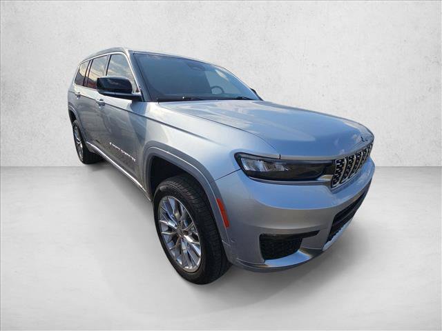 Used 2021 Jeep Grand Cherokee L Summit w/ Luxury Tech Group V AWD/4WD image 2