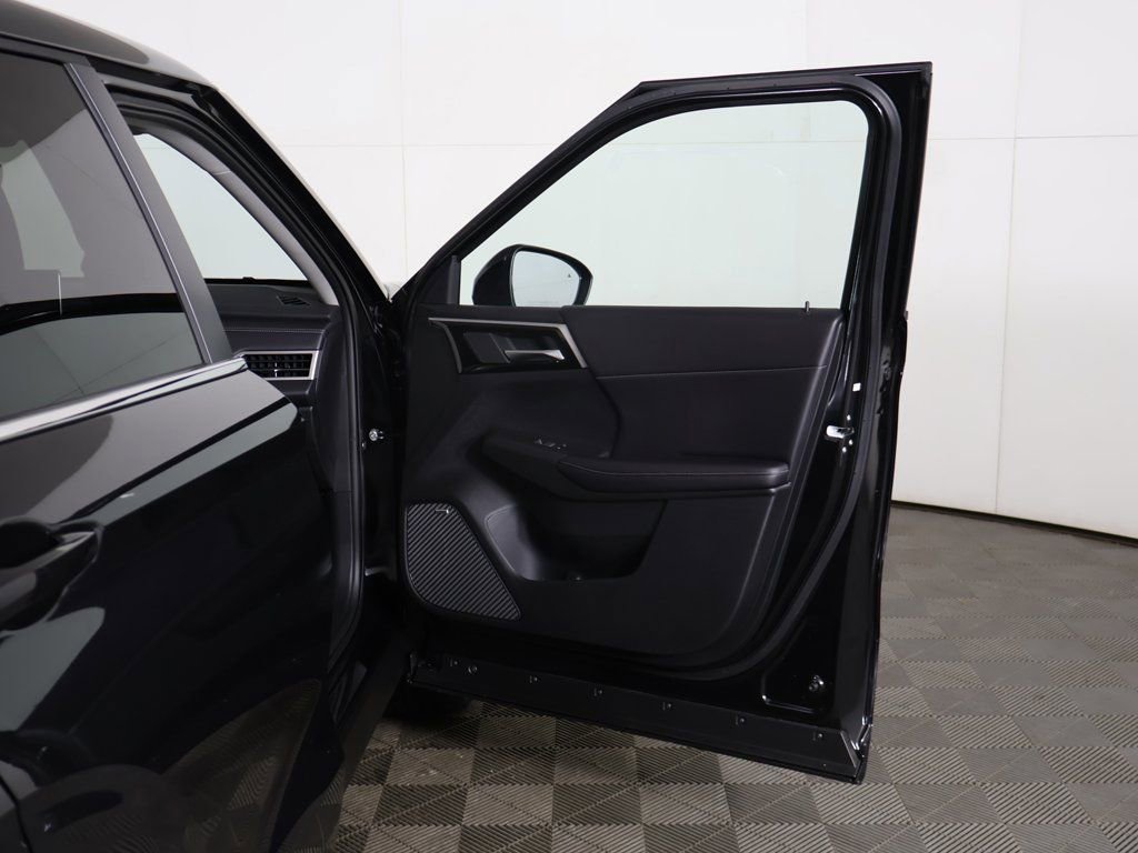 New 2026 Mitsubishi Outlander SE image 22