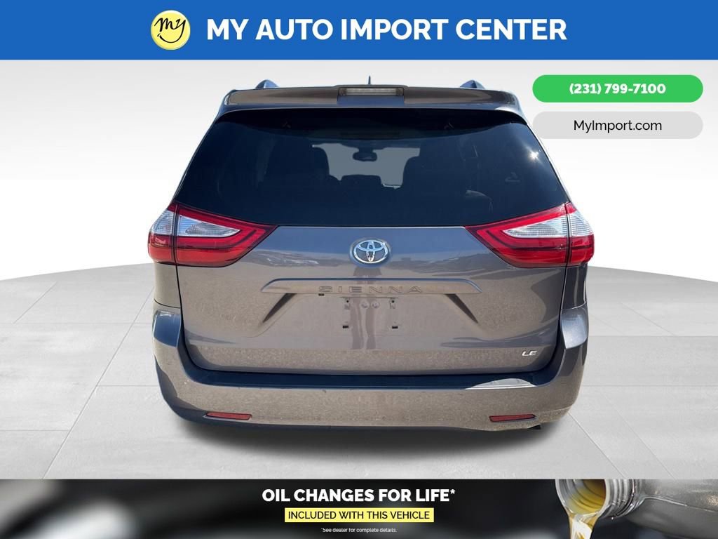 Used 2019 Toyota Sienna LE image 6