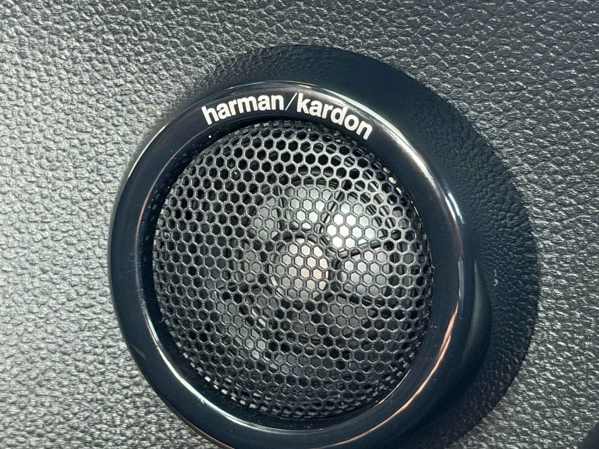 Used 2015 MINI Cooper S image 34