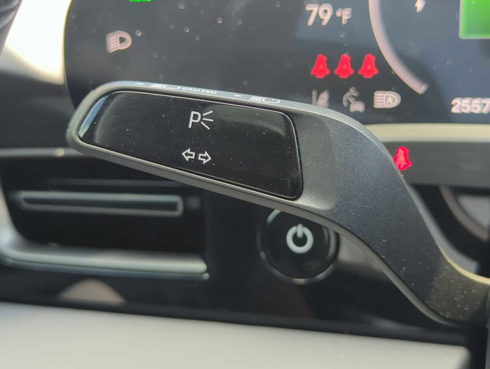 Used 2025 Porsche Taycan 4S image 27