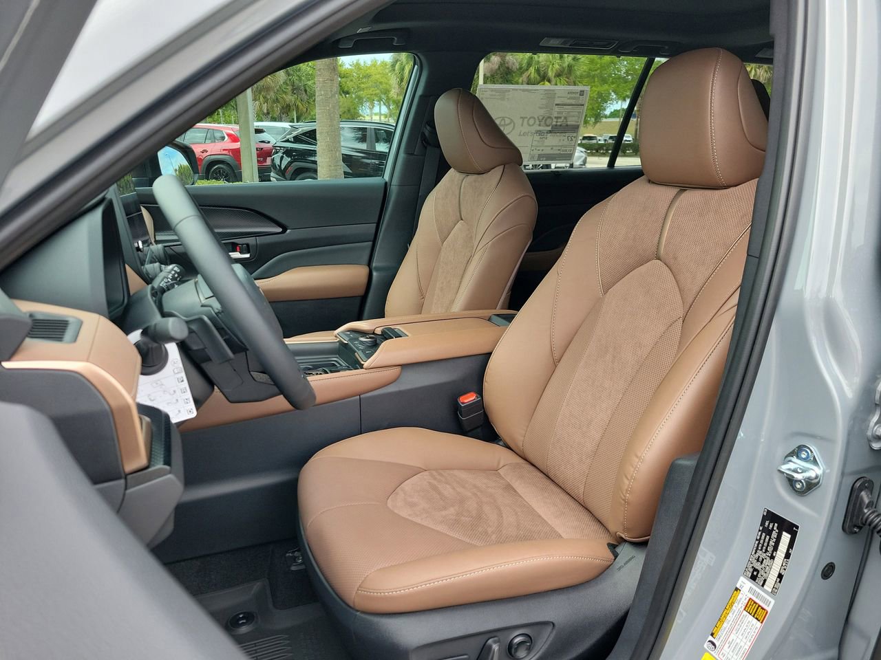 New 2026 Toyota Grand Highlander MAX Platinum image 18