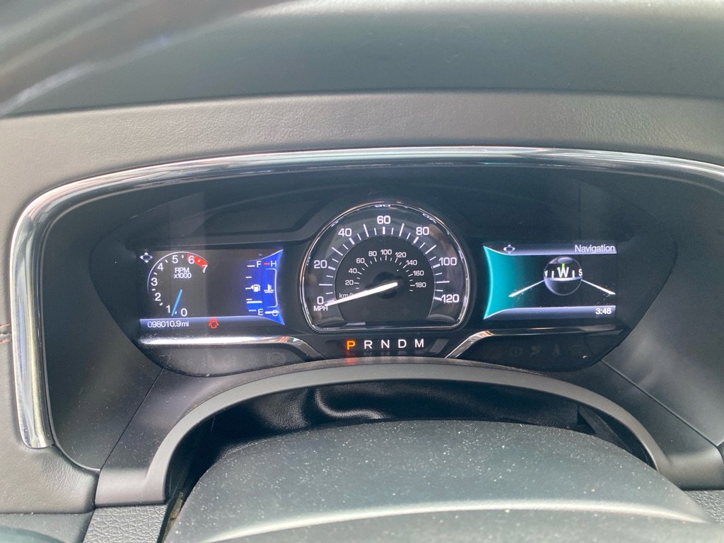 Used 2016 Lincoln Navigator Reserve image 13