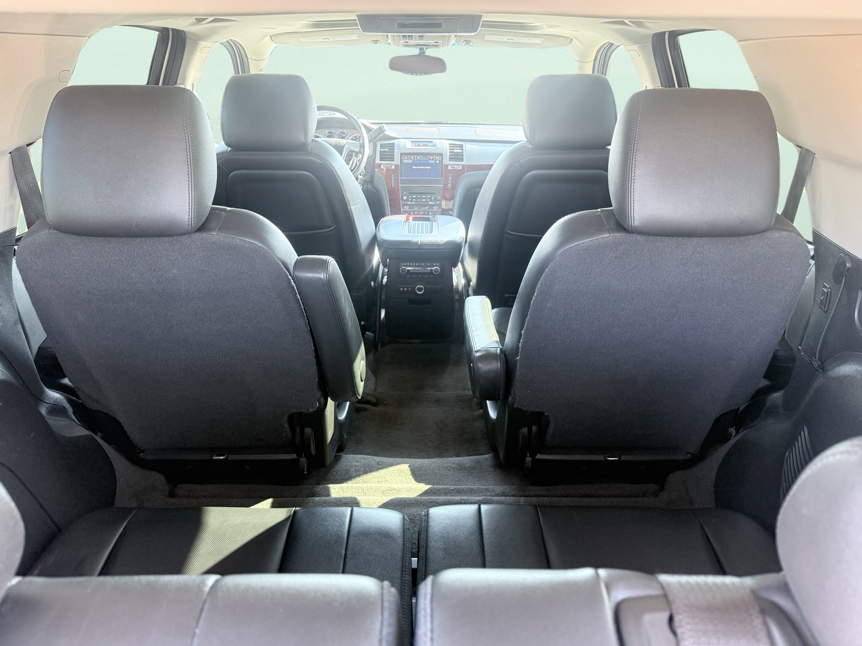 Used 2012 Cadillac Escalade Luxury RWD image 18