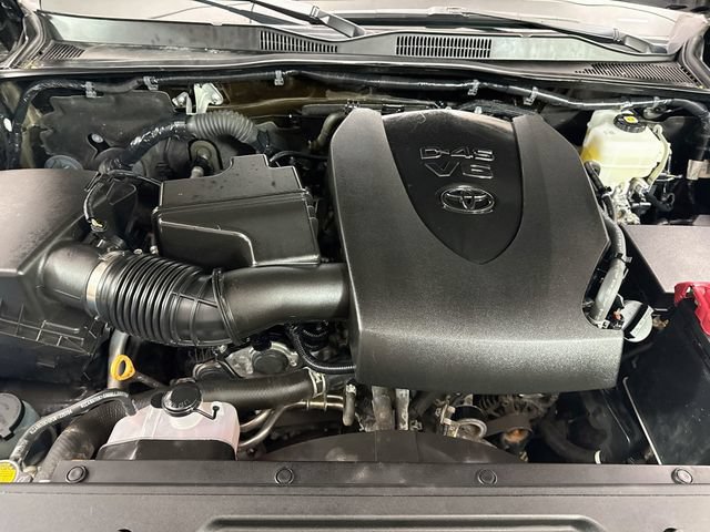 Used 2023 Toyota Tacoma TRD Off-Road w/ Advanced Technology Package AWD/4WD image 28