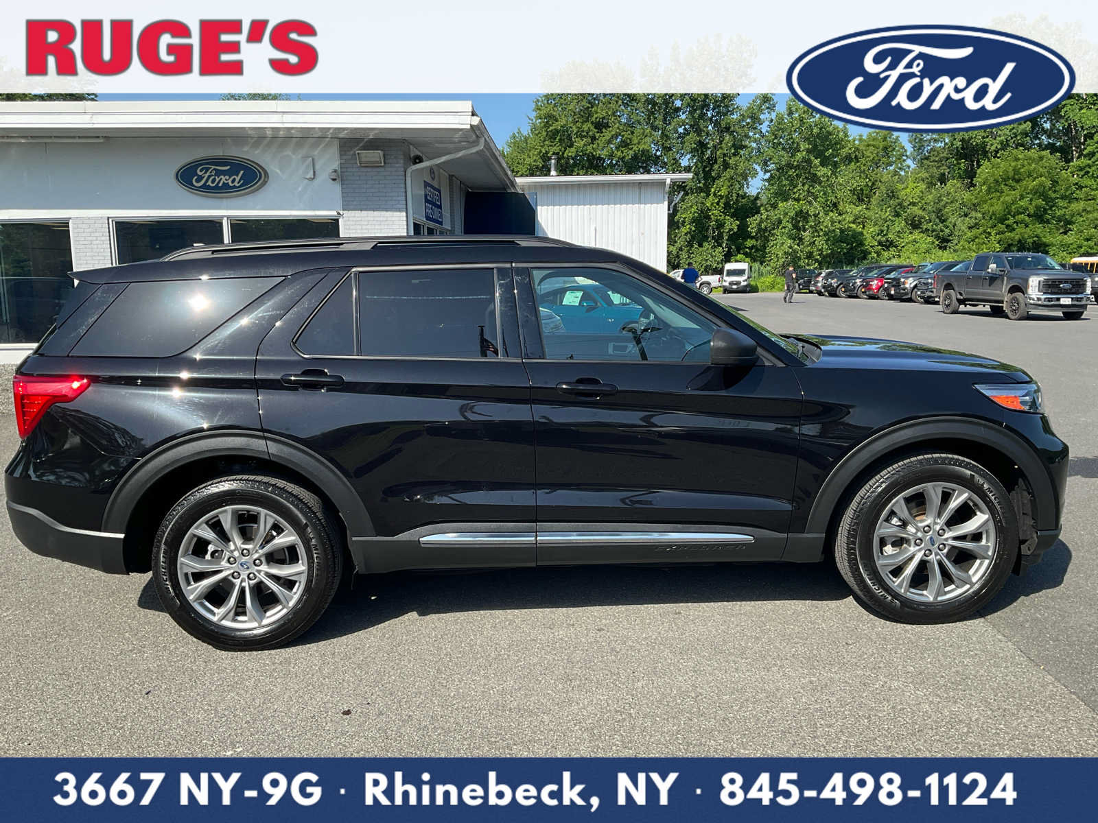 Certified 2023 Ford Explorer XLT w/ Equipment Group 202A AWD/4WD image 2