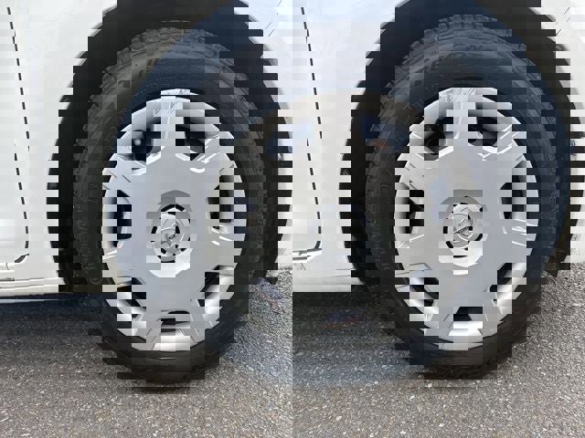 Used 2010 Scion xB FWD image 9