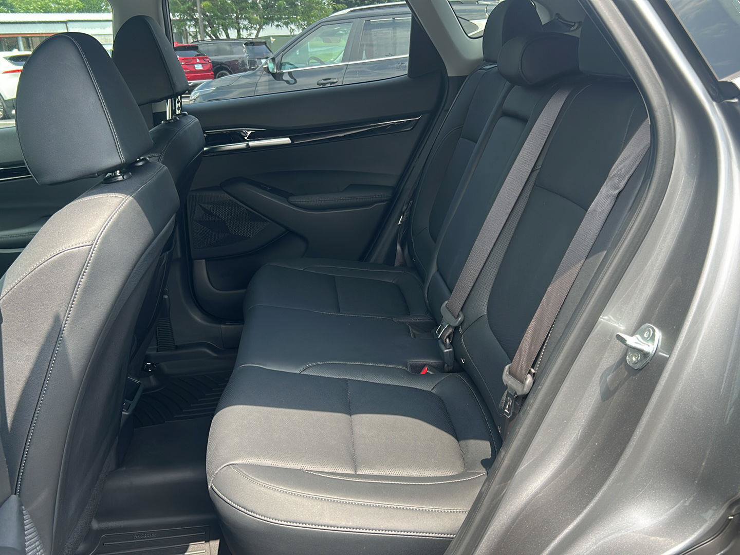 Used 2024 Kia Seltos SX AWD/4WD image 16