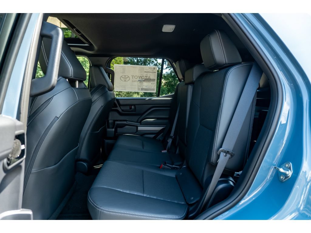 New 2026 Toyota 4Runner TRD Off-Road Premium AWD/4WD image 38