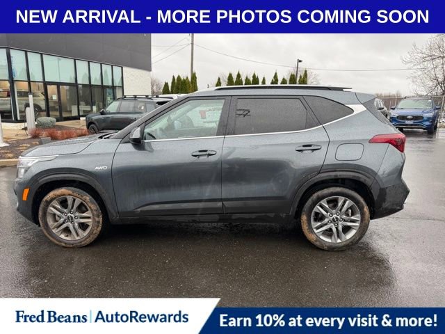 Used 2023 Kia Seltos S image 4