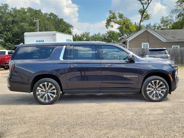 New 2026 Chevrolet Suburban High Country image 39