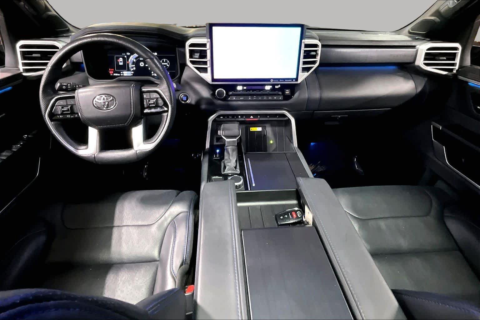 Used 2023 Toyota Tundra Platinum AWD/4WD image 16