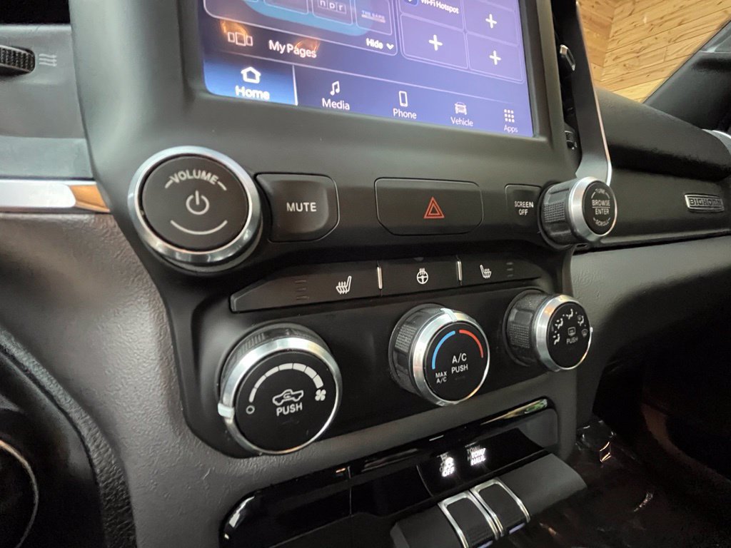 Used 2024 RAM 1500 Big Horn AWD/4WD image 29
