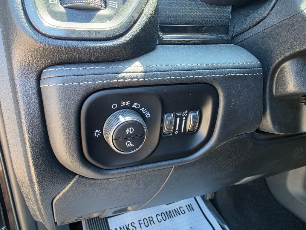 Used 2024 RAM 2500 Limited AWD/4WD image 26
