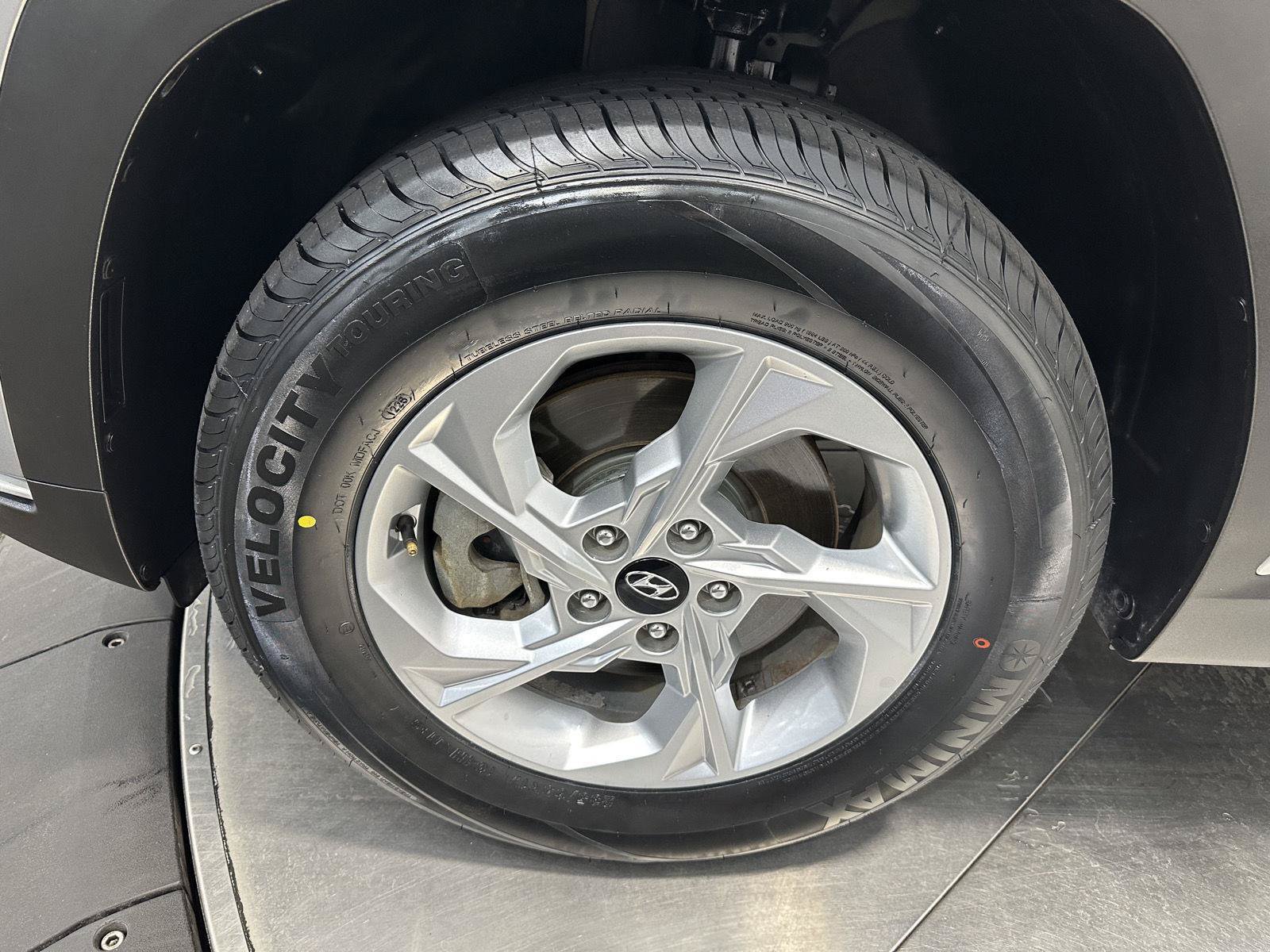 Used 2022 Hyundai Tucson SE AWD/4WD image 9