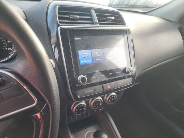 Used 2021 Mitsubishi Outlander Sport SE FWD image 9
