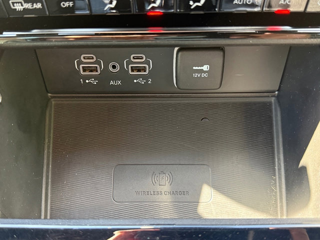 Used 2023 Jeep Grand Cherokee L Overland w/ Luxury Tech Group IV image 34