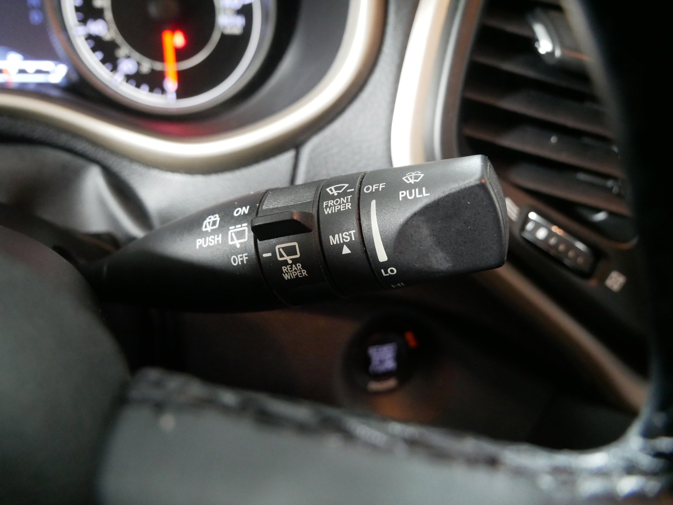 Used 2016 Jeep Cherokee Limited w/ Trailer Tow Group image 31