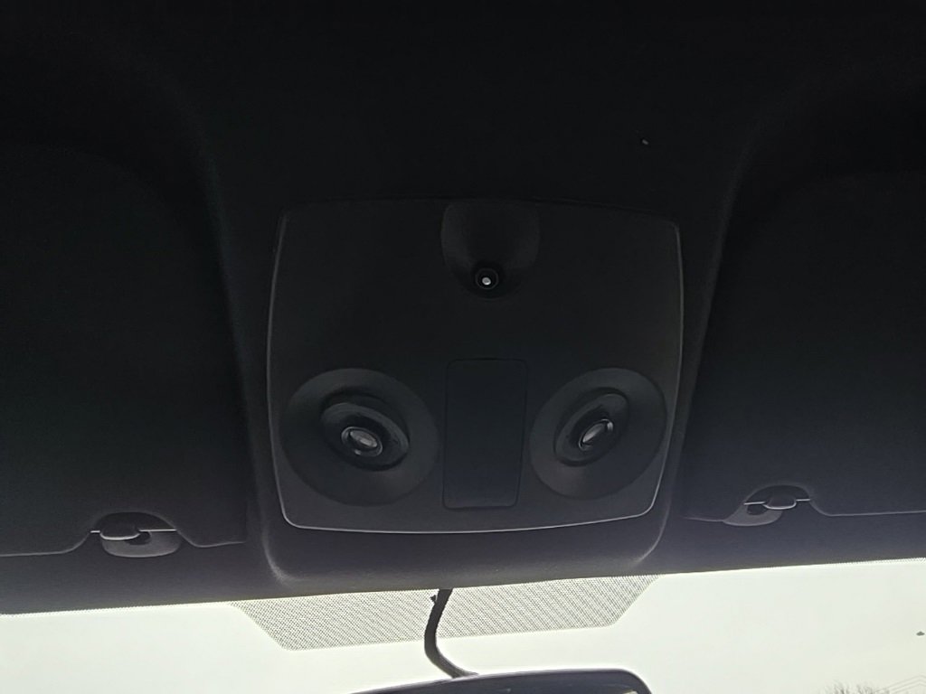 Used 2011 Chrysler 200 S image 19