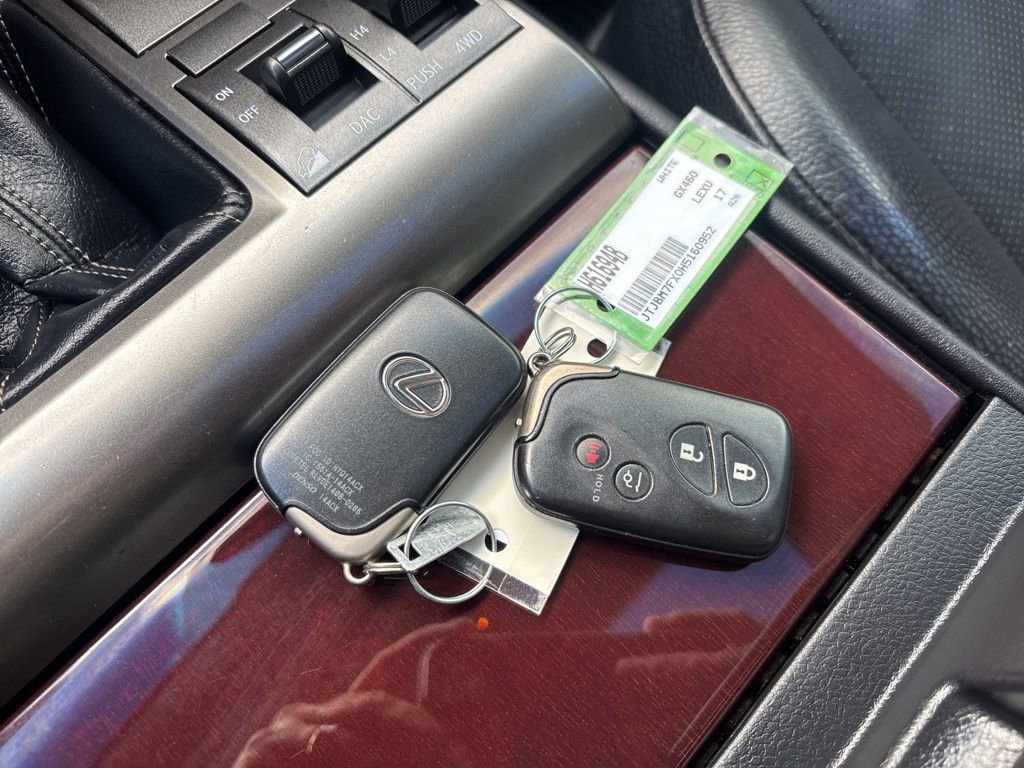 Used 2017 Lexus GX 460 Premium w/ Premium Package image 27