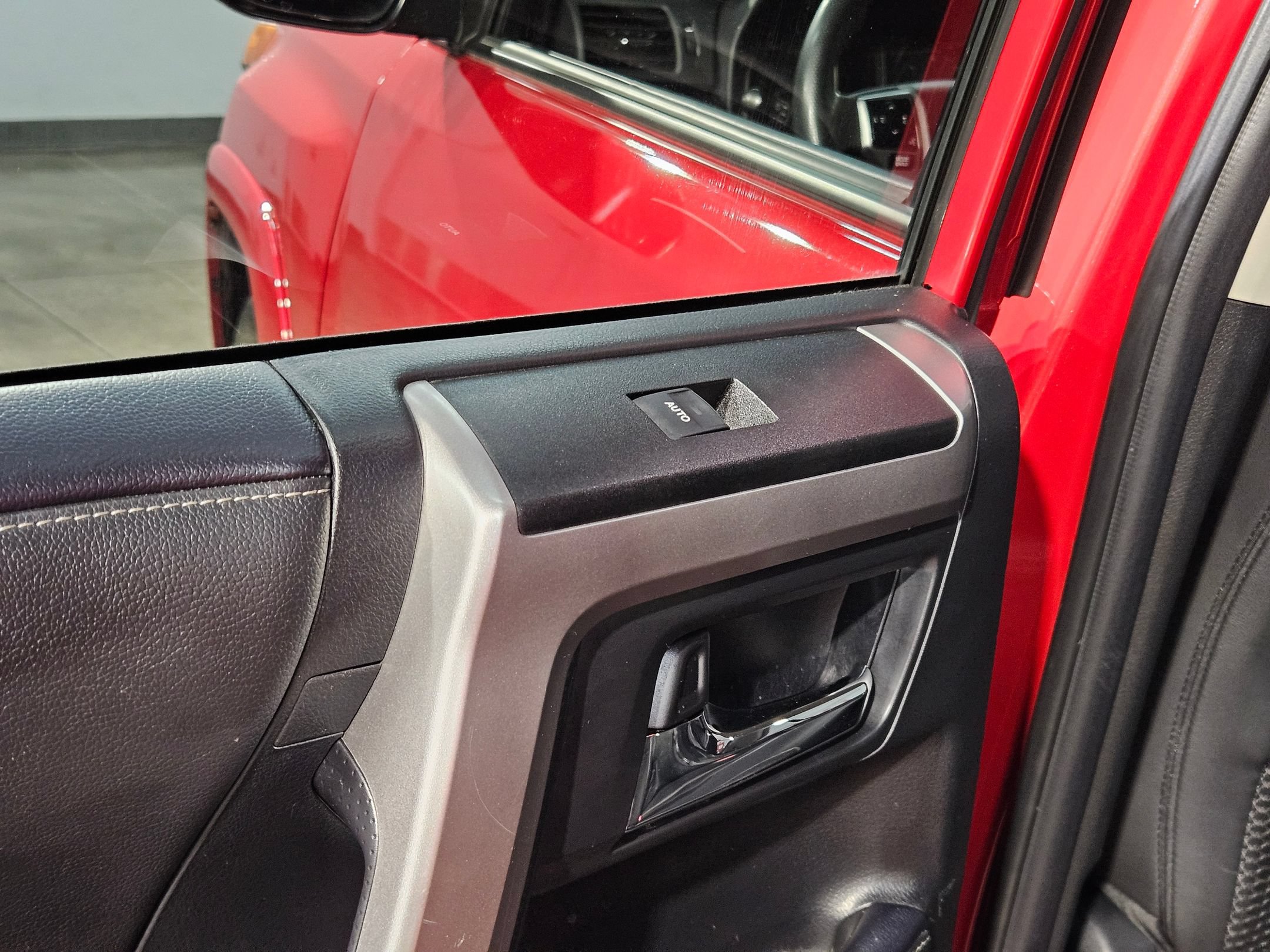 Used 2024 Toyota 4Runner TRD Sport w/ Technology Package AWD/4WD image 34