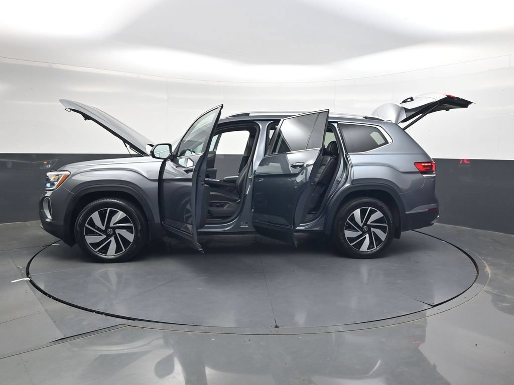 Used 2024 Volkswagen Atlas SEL AWD/4WD image 37