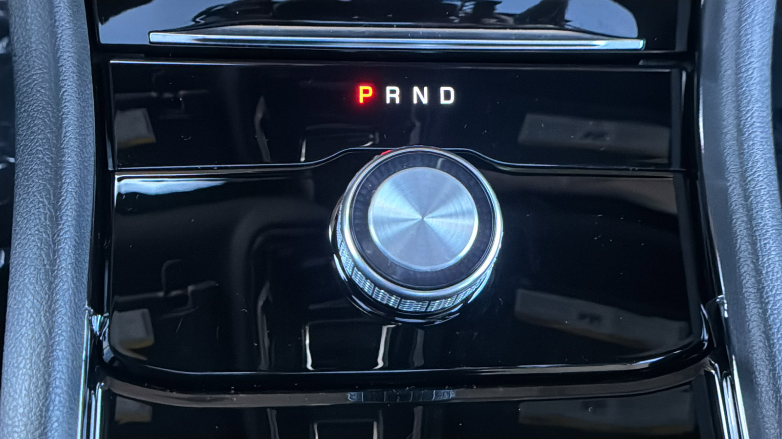 Used 2023 Jeep Grand Cherokee Overland image 30