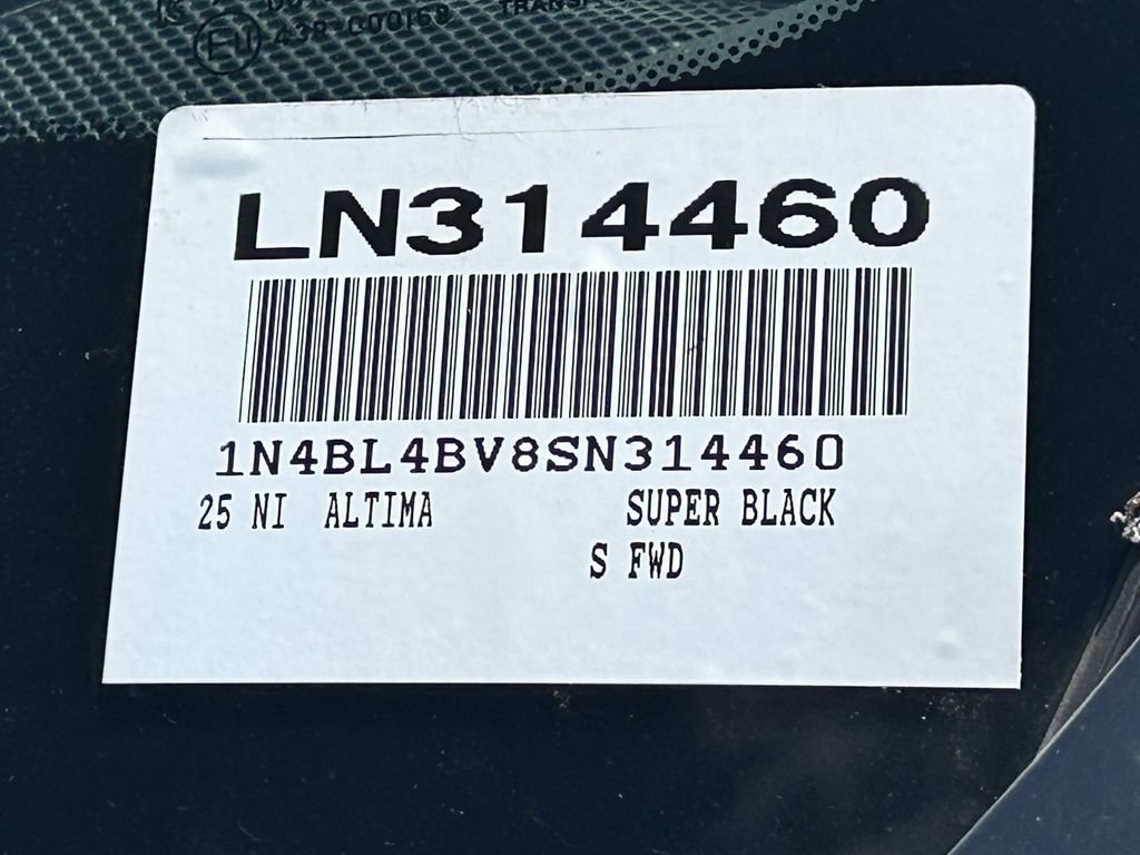 Used 2025 Nissan Altima 2.5 S image 30