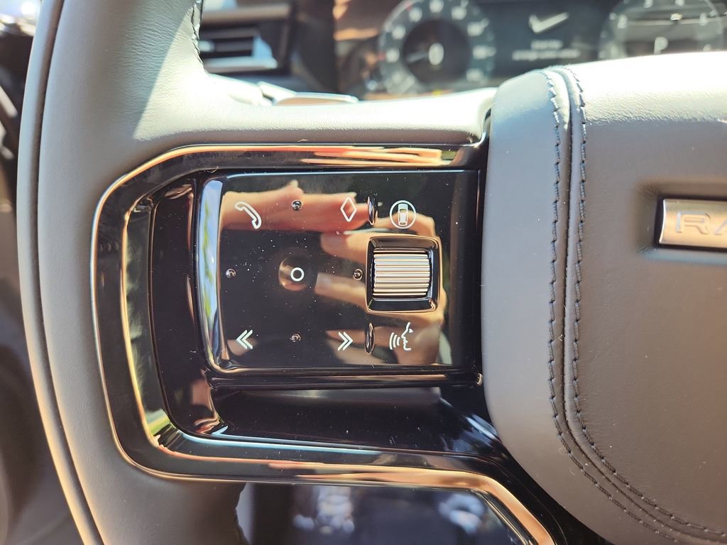 New 2026 Land Rover Range Rover Velar S image 19