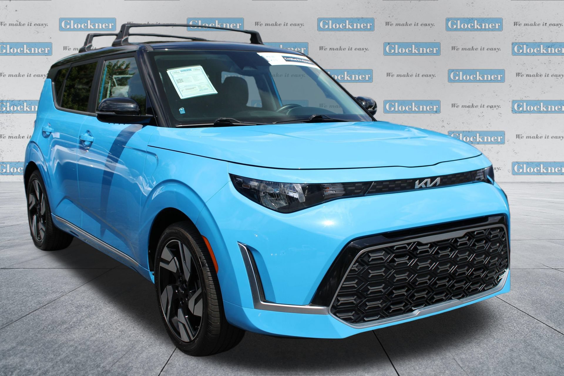 Used 2023 Kia Soul GT-Line FWD image 3
