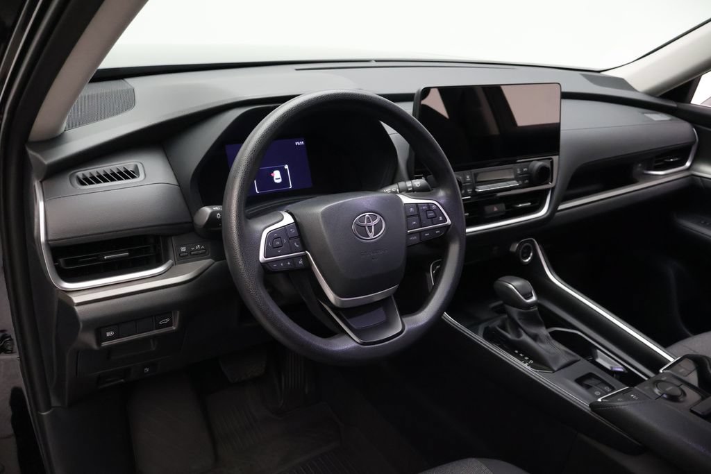Used 2026 Toyota Grand Highlander FWD image 15