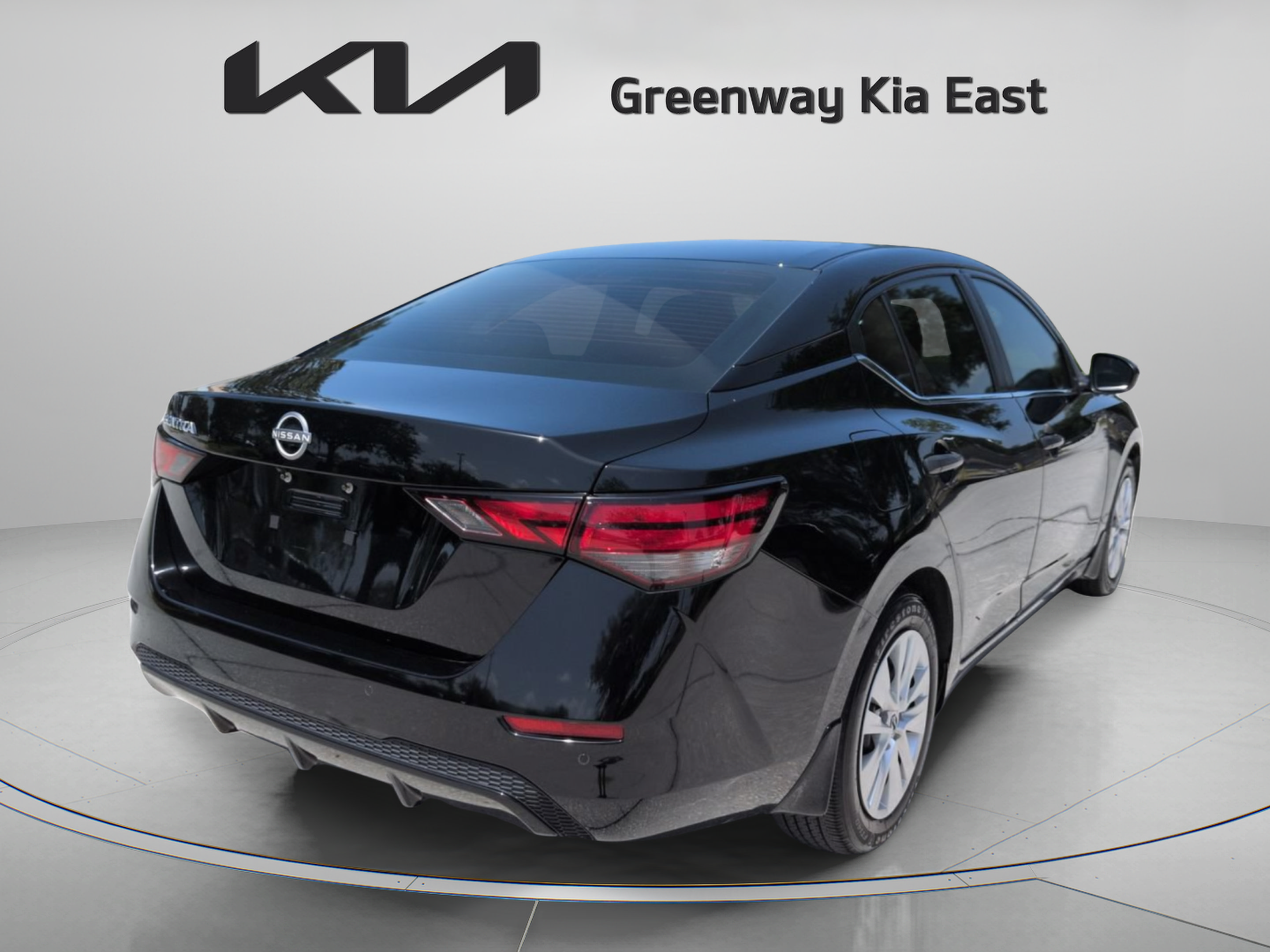 Used 2025 Nissan Sentra S FWD image 6