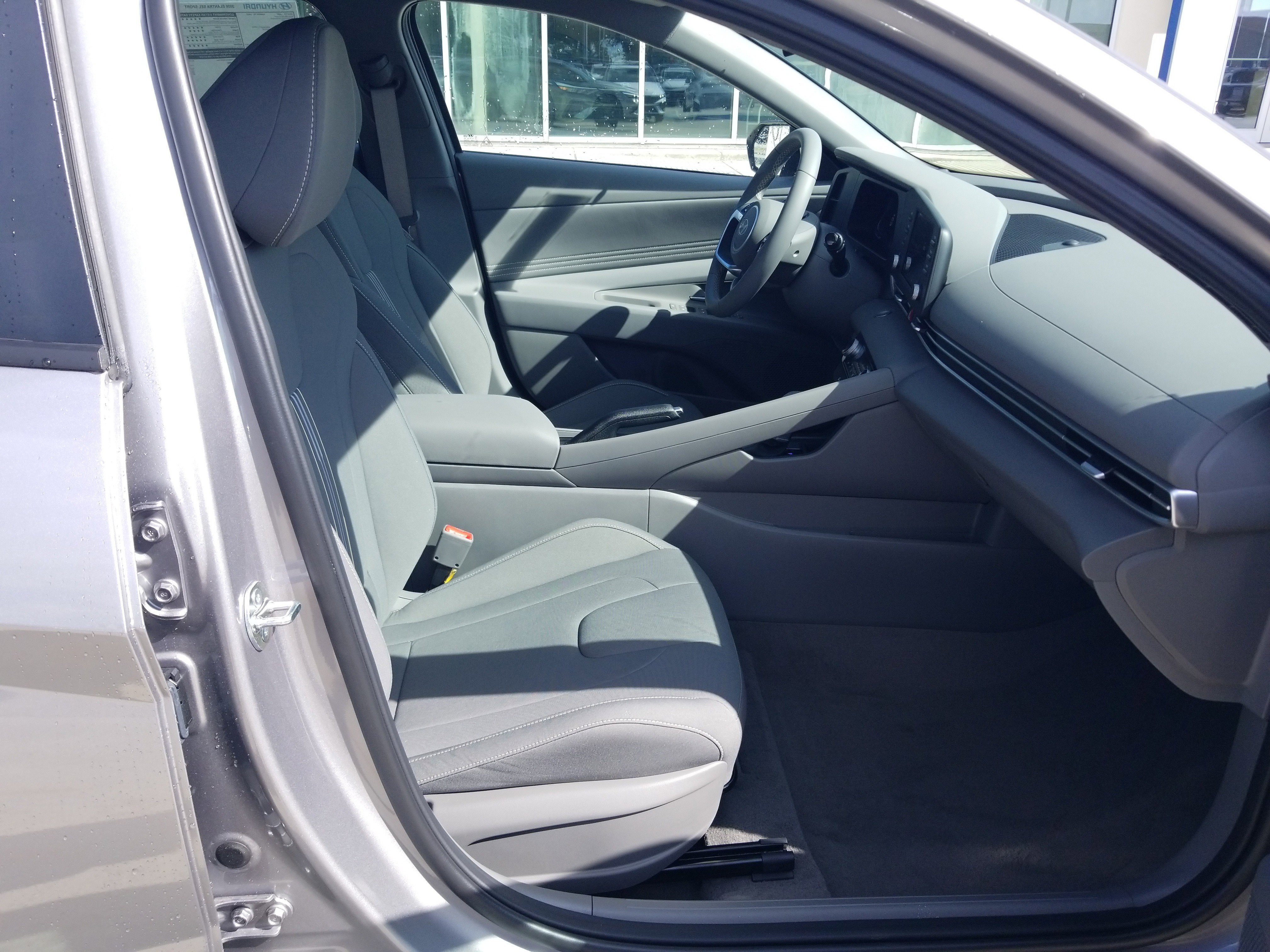 New 2026 Hyundai Elantra Sport w/ Cargo Package FWD image 17