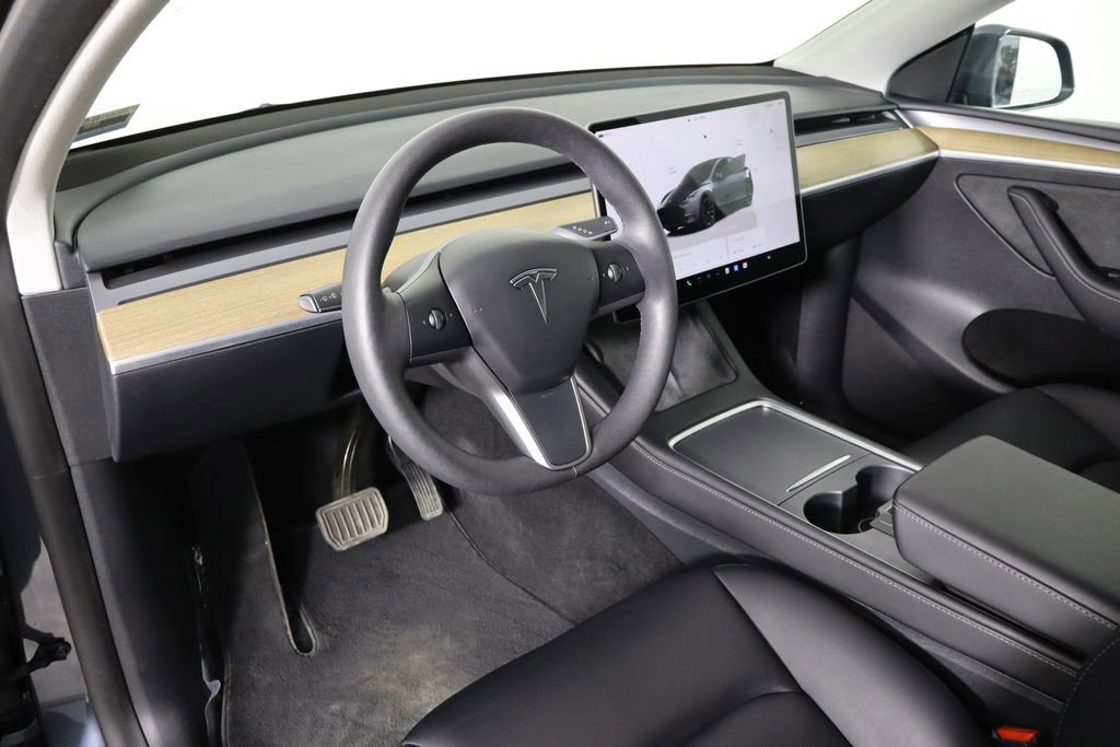 Used 2023 Tesla Model Y Long Range AWD/4WD image 22