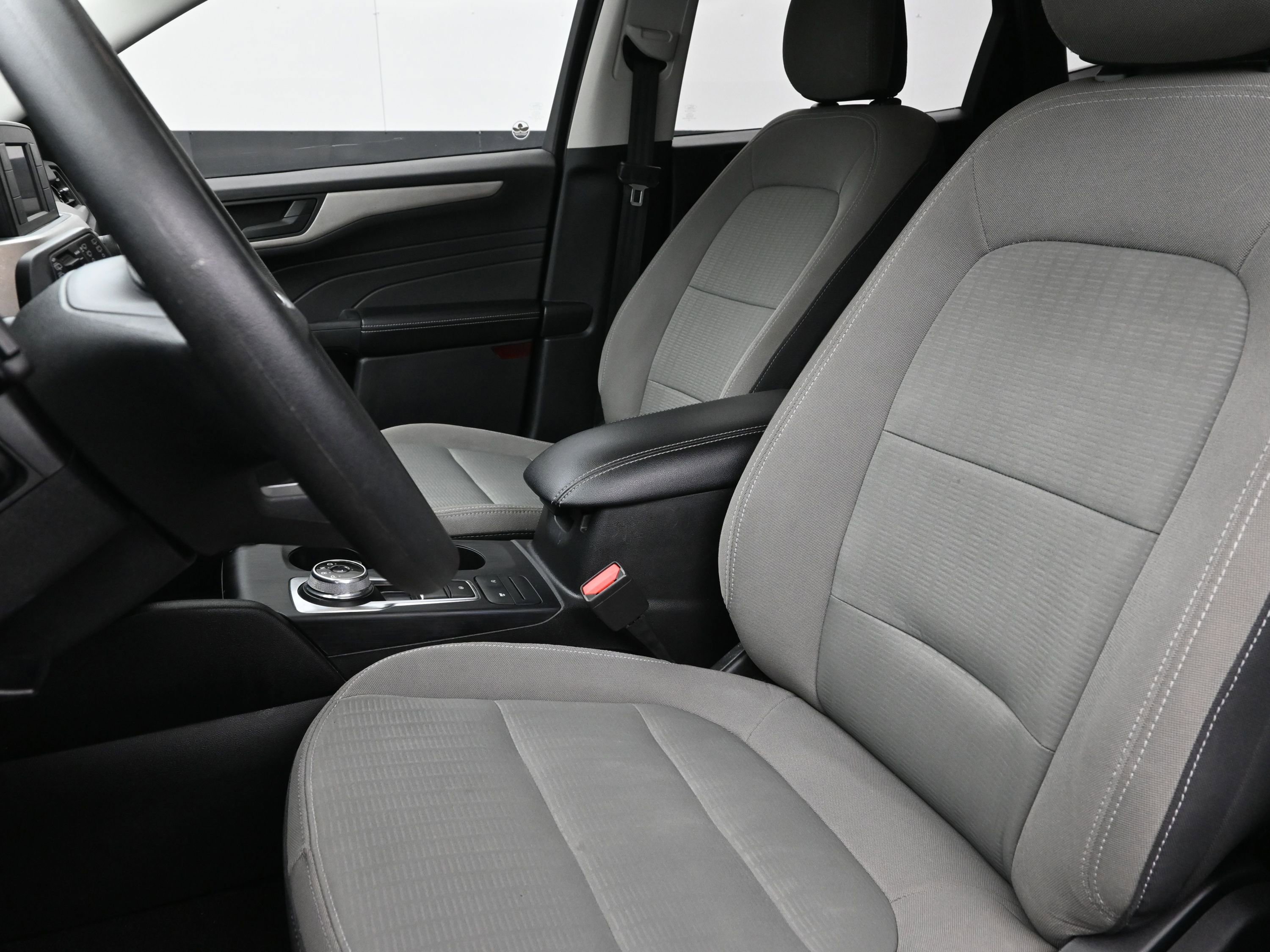 Used 2022 Ford Escape S image 11