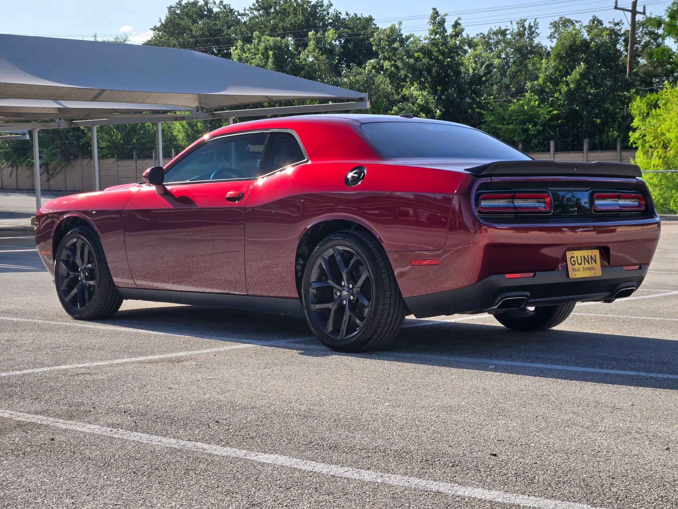 Used 2021 Dodge Challenger SXT w/ Blacktop Package RWD image 5