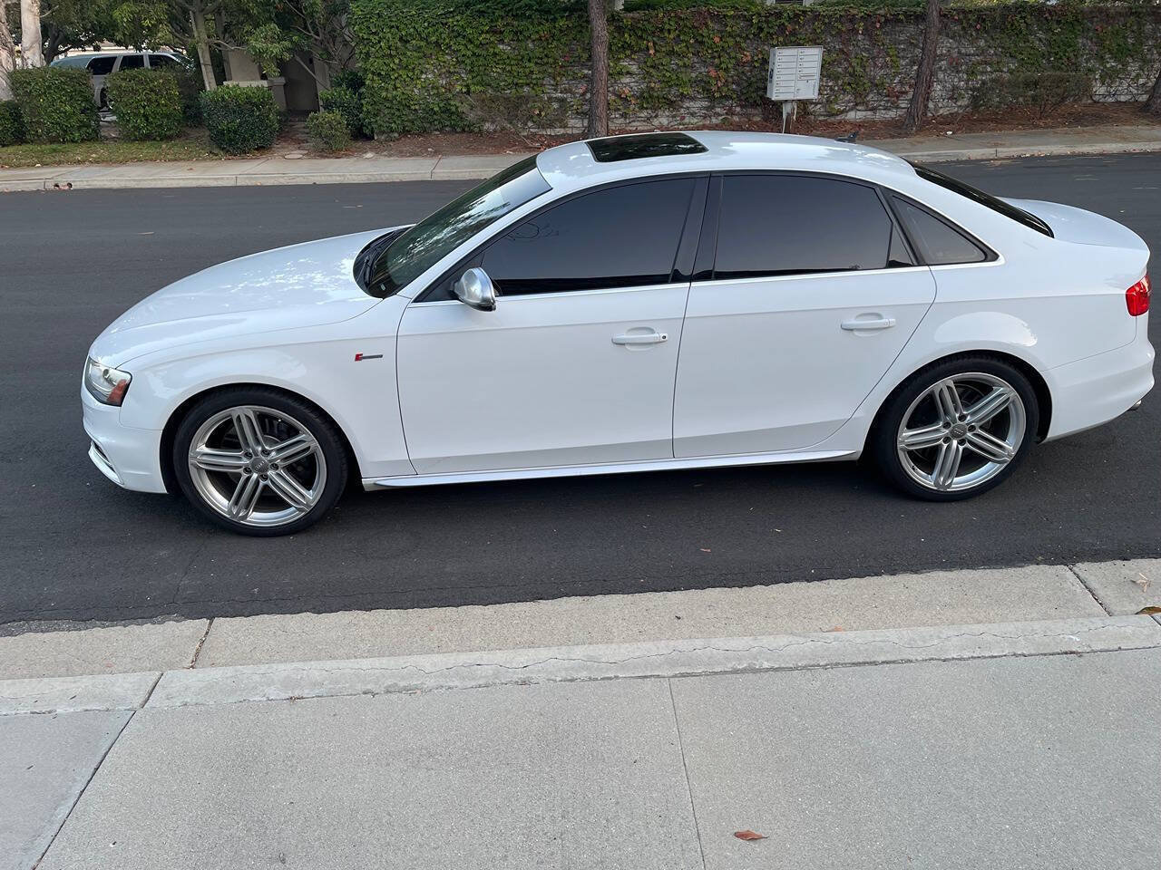 Used 2013 Audi S4 Premium Plus w/ Audi MMI Navigation Plus AWD/4WD image 3