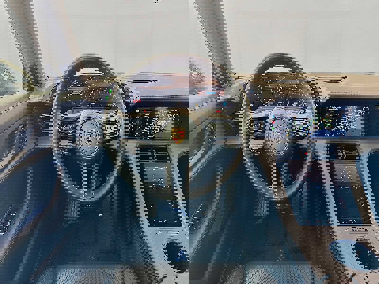 Used 2020 Porsche Taycan 4S image 18