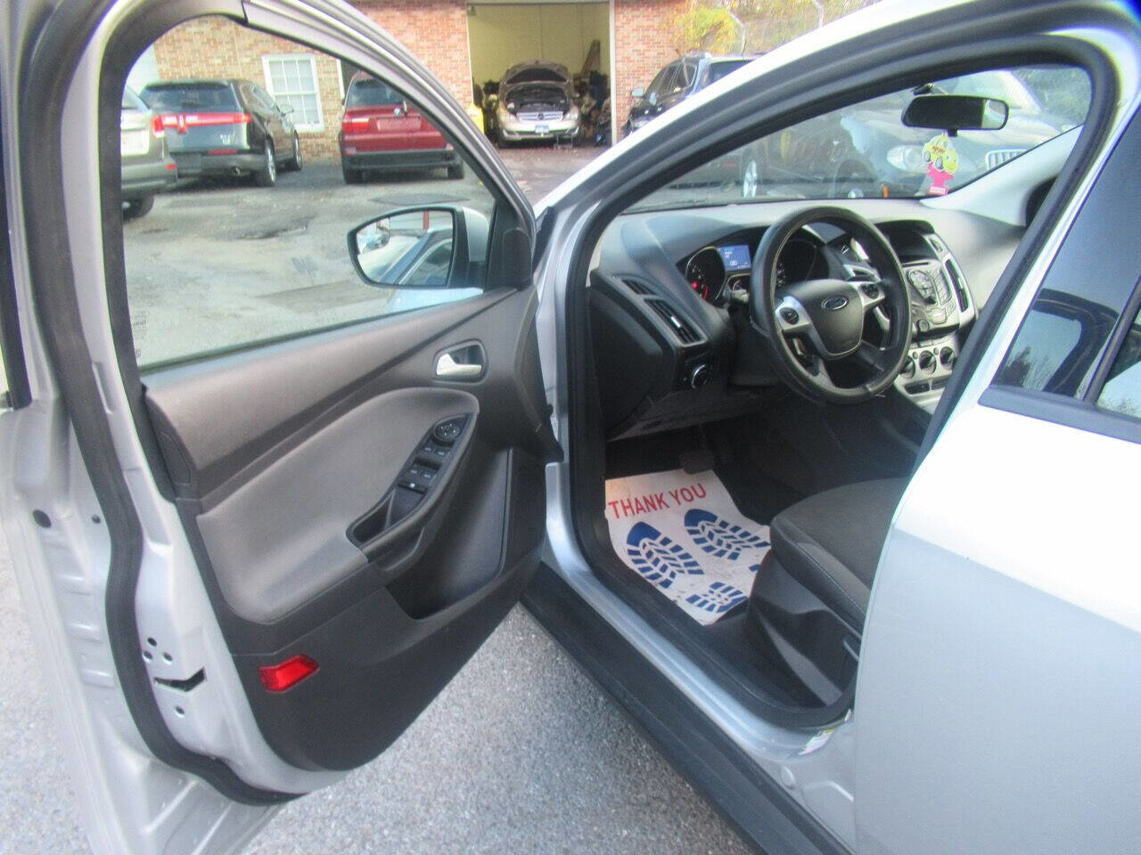 Used 2014 Ford Focus SE image 24