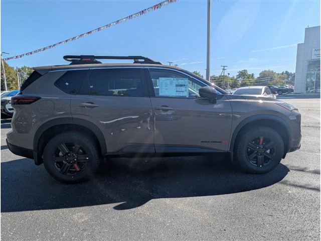 New 2026 Nissan Rogue SV image 8
