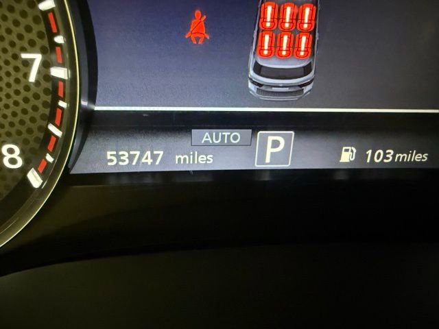 Used 2022 Nissan Armada SV w/ SV Appearance Package image 21