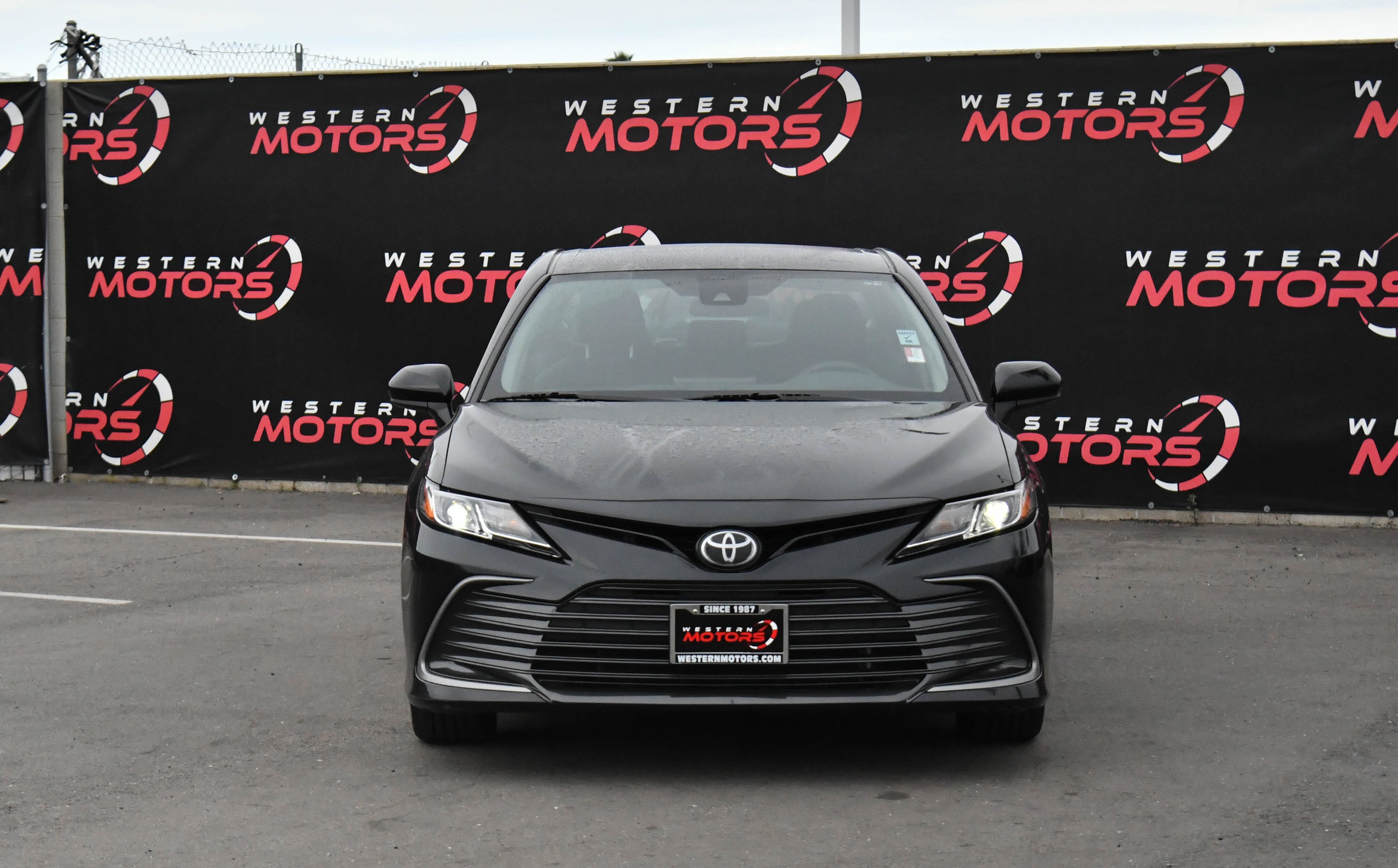 Used 2024 Toyota Camry LE image 2