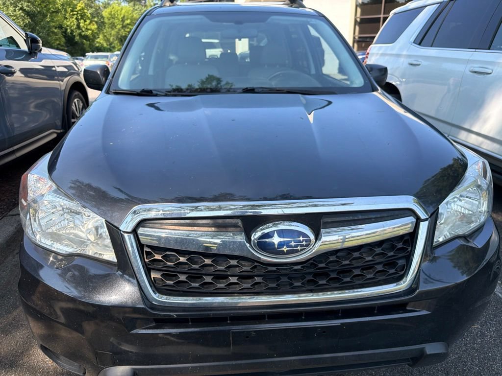 Used 2016 Subaru Forester 2.5i Limited AWD/4WD image 2