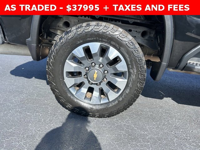 Used 2023 Chevrolet Silverado 2500 Custom w/ Custom Value Package image 7