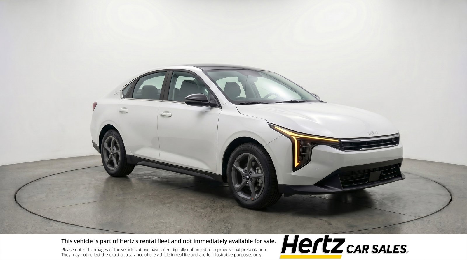 Used 2025 Kia K4 LXS image 1